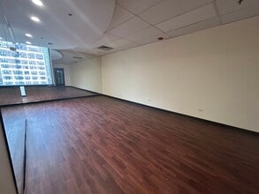 1030 N Clark St, Chicago, IL à louer Photo intérieure- Image 1 de 4