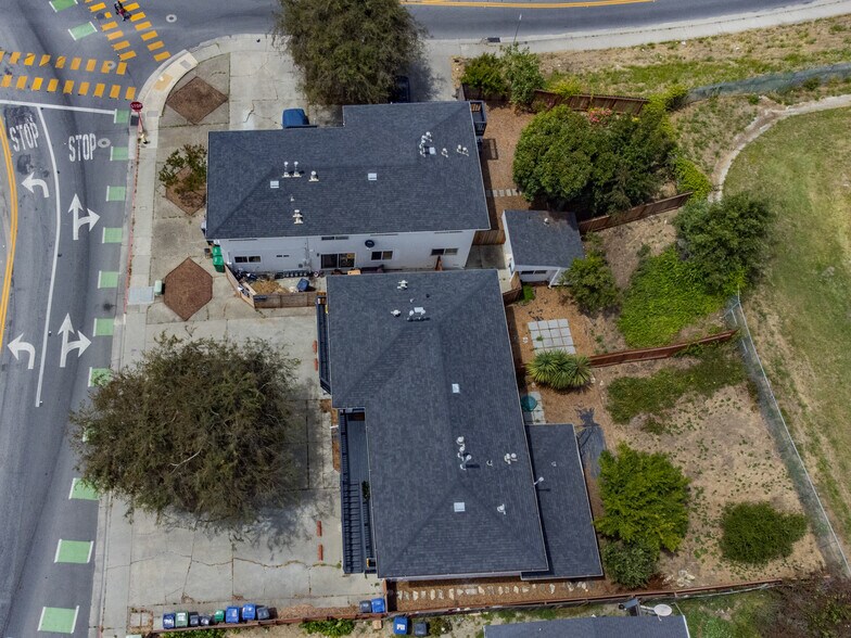 344 Pennsylvania Dr, Watsonville, CA à vendre - Photo du bâtiment - Image 2 de 43