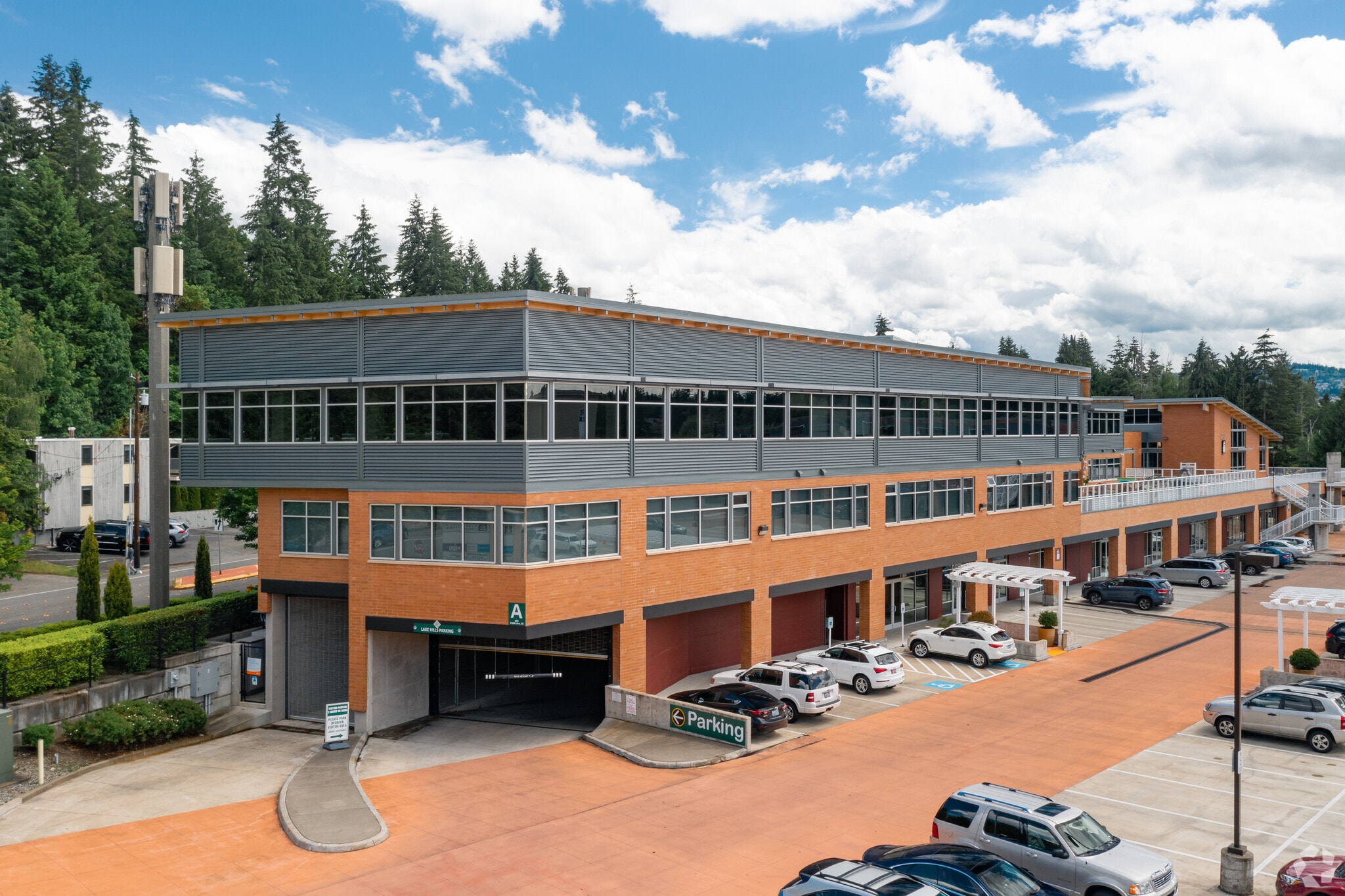 655 156th Ave SE, Bellevue, WA for lease Building Photo- Image 1 of 15
