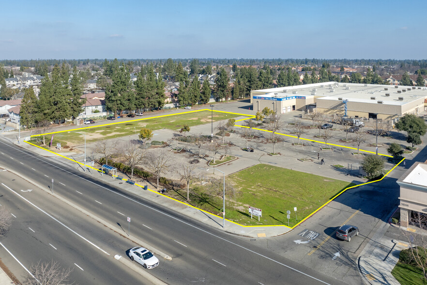 Hot location on Shaw Build to Suit Drive Thru - Commercial Real Estate