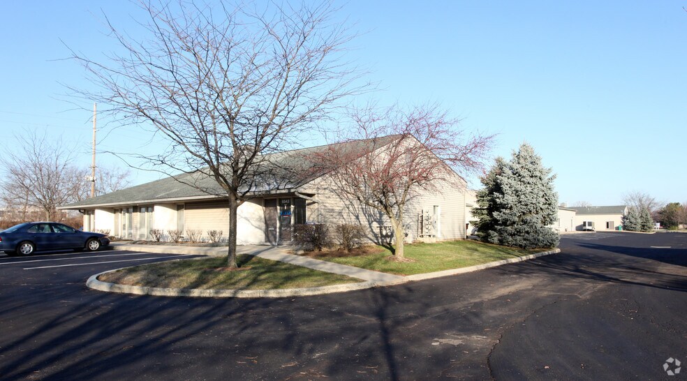 6543 Commerce Pky, Dublin, OH à vendre - Photo du bâtiment - Image 2 de 19