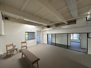 950 Gilman St, Berkeley, CA à louer Photo intérieure- Image 1 de 5