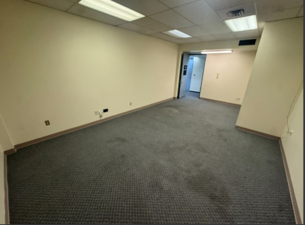 6411 Buswell Rd, Richmond, BC à louer Photo intérieure- Image 1 de 2