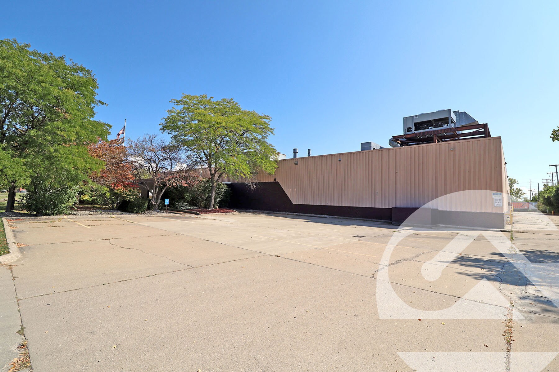 50800 E Russell Schmidt Blvd, Chesterfield, MI à vendre Photo du bâtiment- Image 1 de 3
