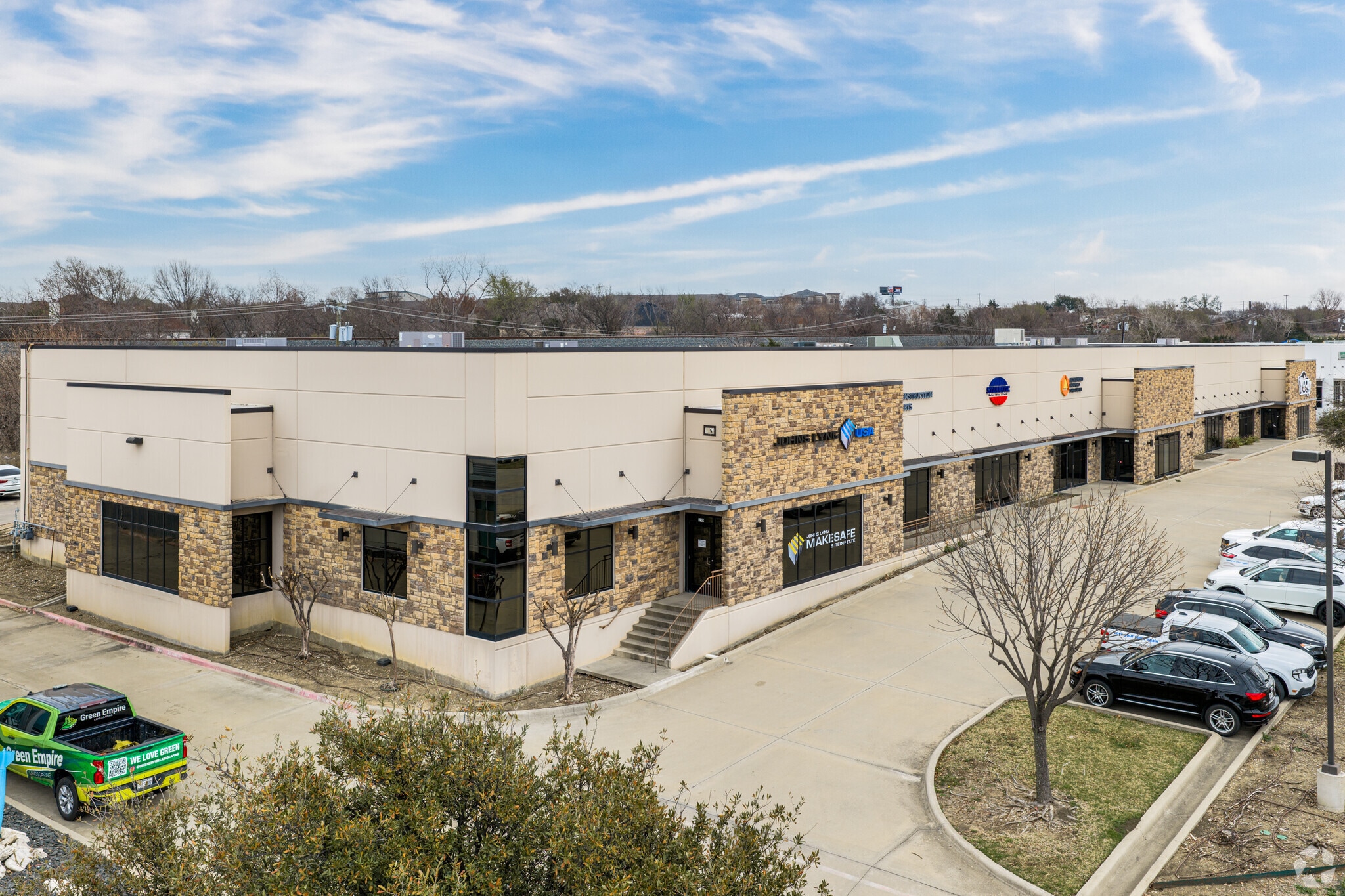 4320 Marsh Ridge Rd, Carrollton, TX à louer Photo du bâtiment- Image 1 de 5