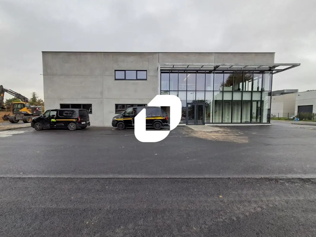 Bureau dans Wattrelos à louer Photo du bâtiment- Image 1 de 8