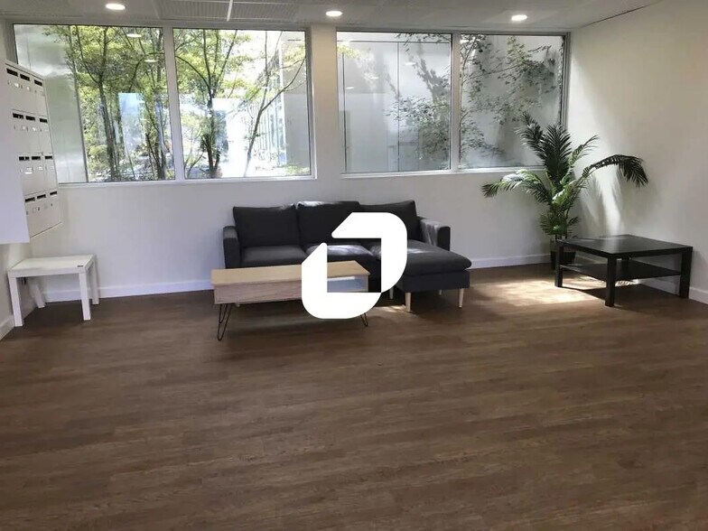 Bureau dans Canéjan à louer - Photo intérieure - Image 2 de 20