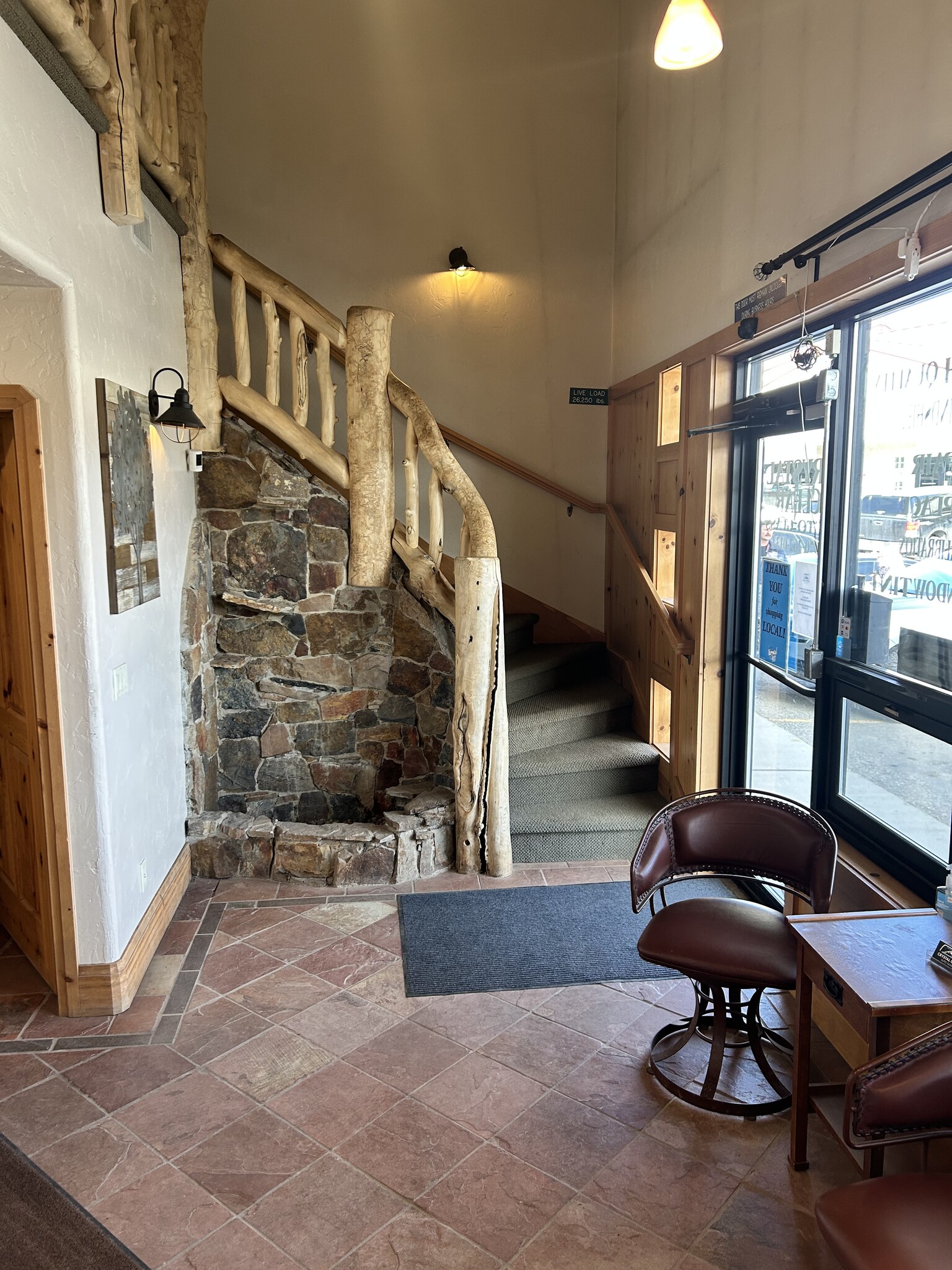 365 Warren Ave, Silverthorne, CO for lease Interior Photo- Image 1 of 10