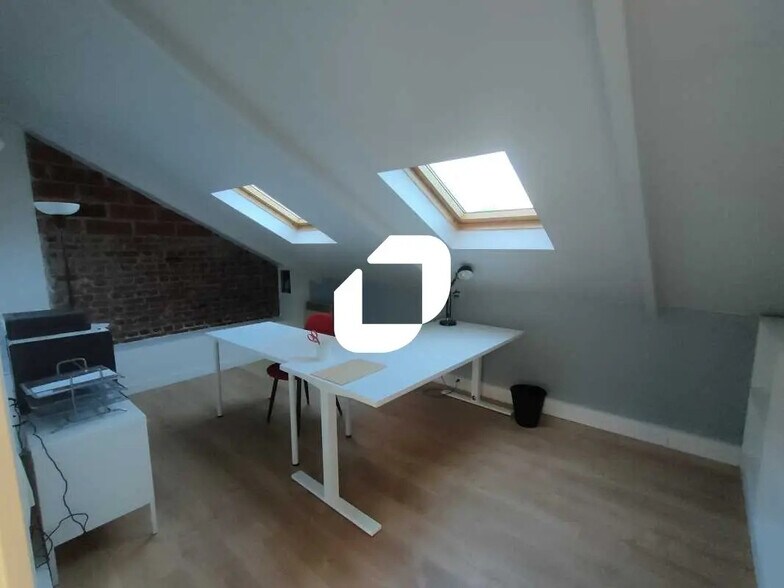 Bureau dans Le Chesnay-Rocquencourt à louer - Photo intérieure - Image 2 de 6