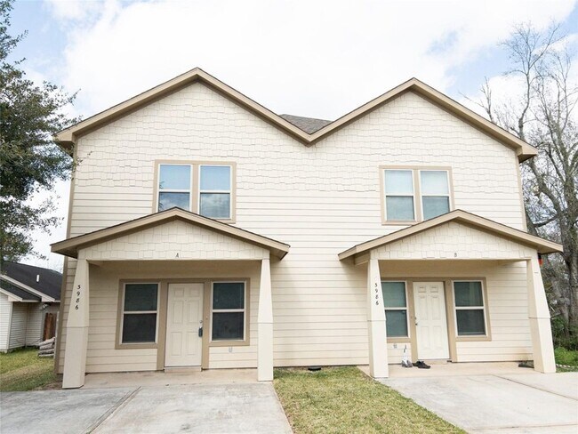 More details for 3986 Avenue B, Brookshire, TX - Multifamily for Sale