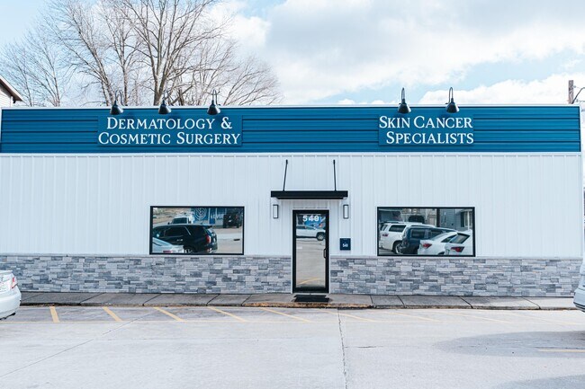 Plus de détails pour 540 E Cherry St, Troy, MO - Bureau/Commerce de détail à louer