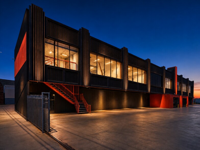 8885 Venice Blvd, Los Angeles, CA à louer - Photo du bâtiment - Image 1 de 13