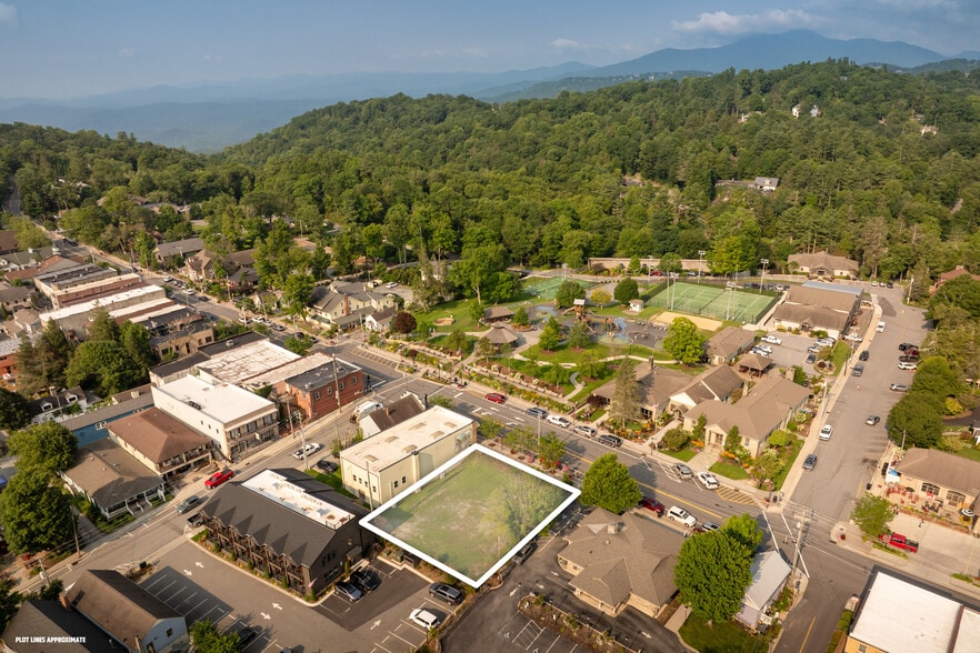 TBD Main St, Blowing Rock, NC for sale - Aerial - Image 3 of 17