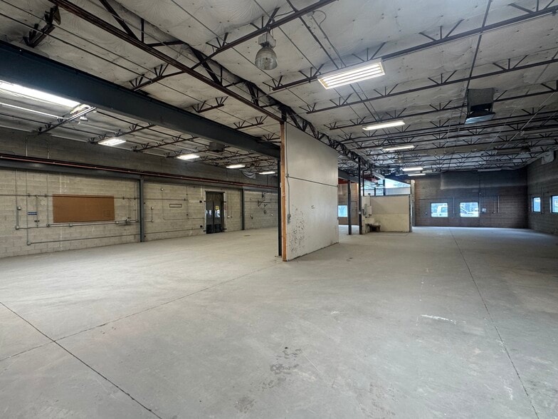 4268-4272 W Nike Dr, West Jordan, UT for lease - Building Photo - Image 3 of 11
