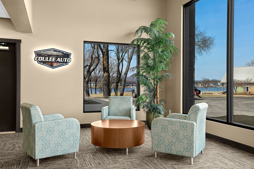 1411 Rose St, La Crosse, WI à vendre - Photo du bâtiment - Image 3 de 20