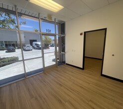 41735 Elm St, Murrieta, CA for lease Interior Photo- Image 2 of 6
