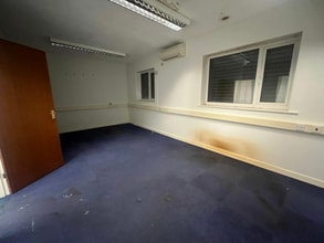 1 Honiton Way, Warrington à louer Photo intérieure- Image 2 de 4