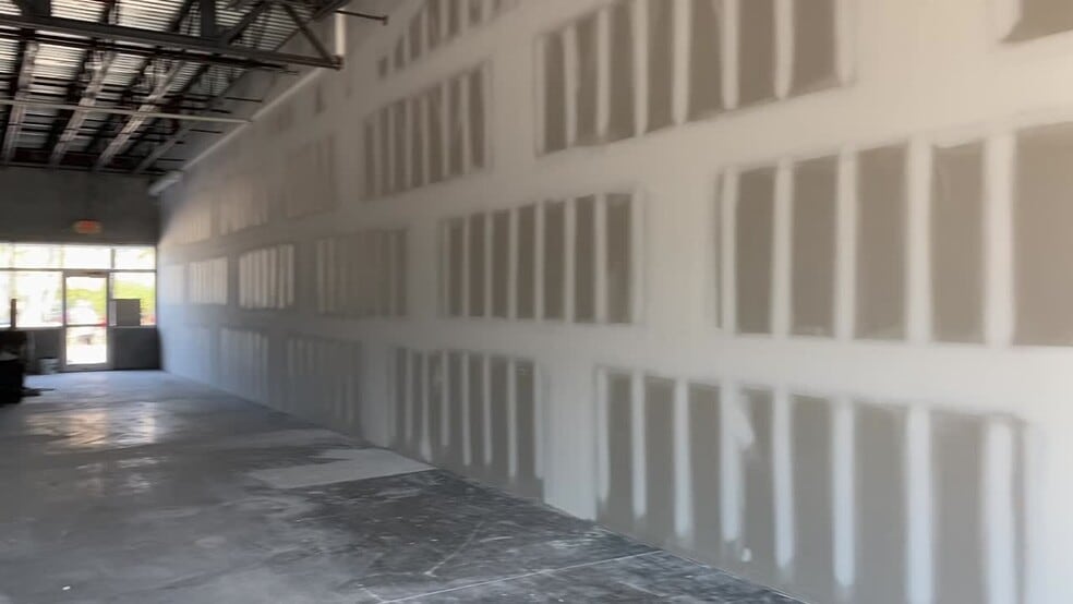 2401 N Ocean Dr, Singer Island, FL for lease - Commercial Listing Video - Image 2 of 27