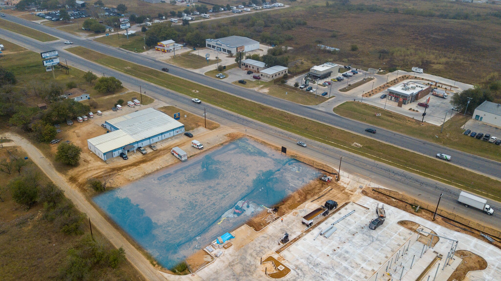 671 10th St, Floresville, TX à vendre Aérien- Image 1 de 4