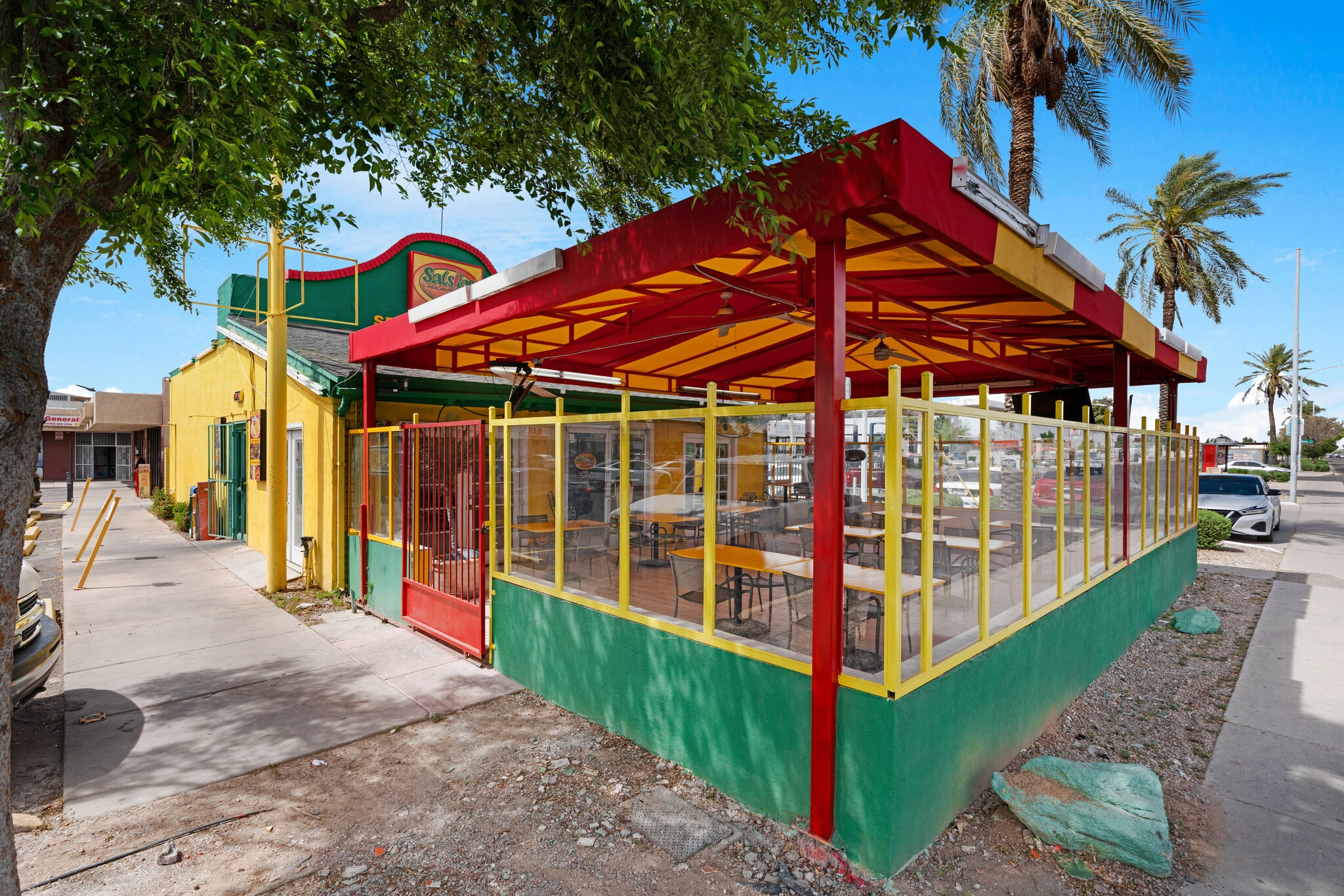 6120 N 59th Ave, Glendale, AZ à vendre Photo principale- Image 1 de 15