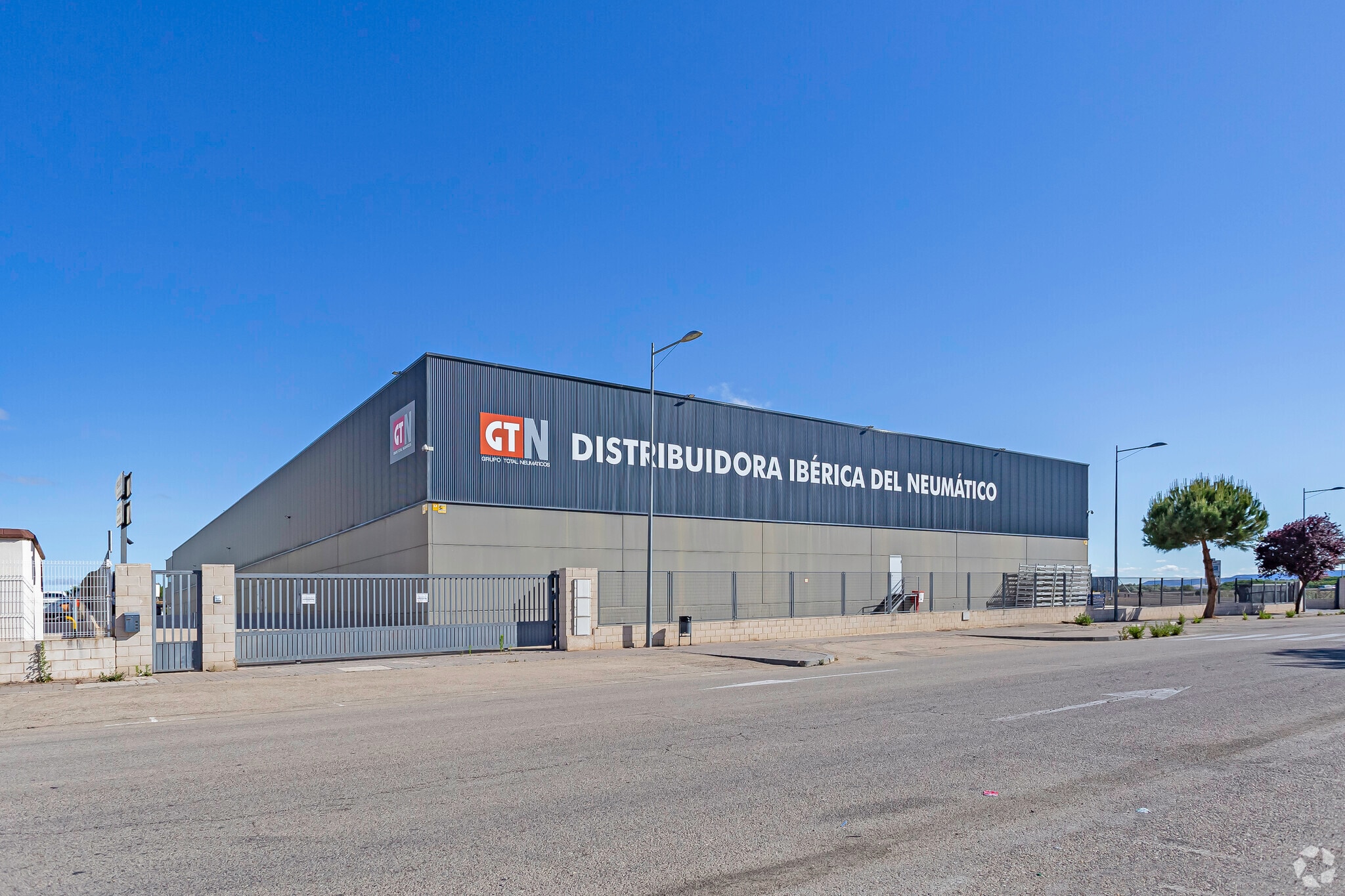 Industriel dans Cabanillas del Campo, Guadalajara à vendre Photo principale- Image 1 de 3