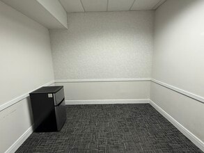 200-230 Miracle Mile, Coral Gables, FL for lease Interior Photo- Image 2 of 3