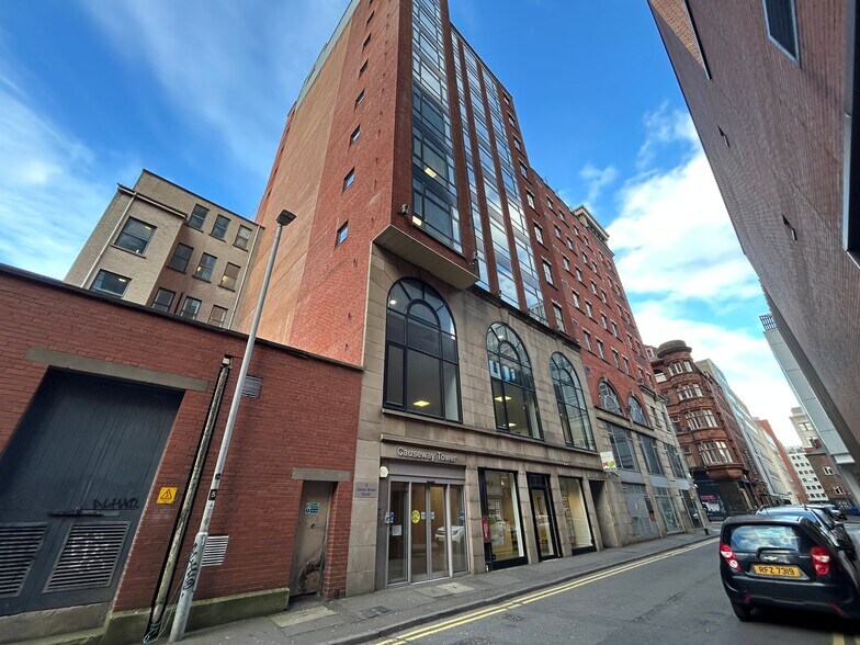 9 James St S, Belfast à louer - Photo principale - Image 1 de 7