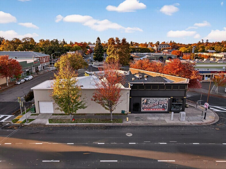 824 Oroville Ave, Chico, CA à louer - Photo du bâtiment - Image 3 de 11