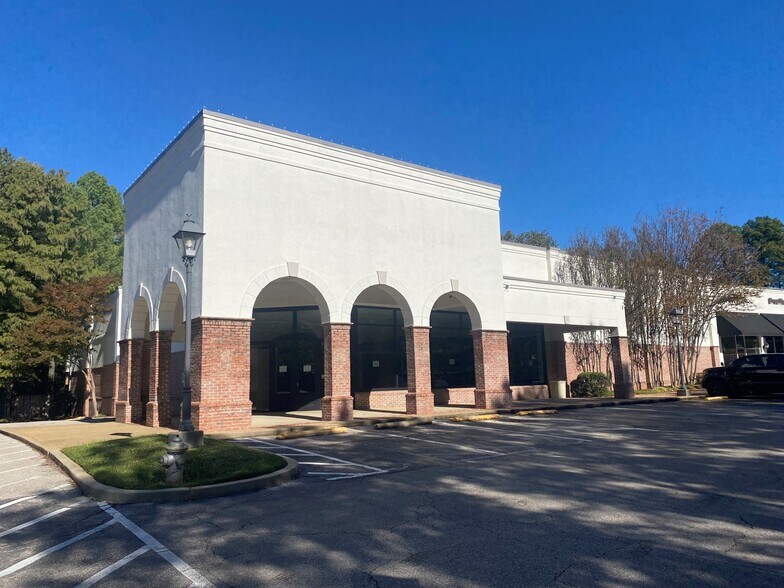 7570-7604 W Farmington Blvd, Germantown, TN à louer - Photo du bâtiment - Image 3 de 13
