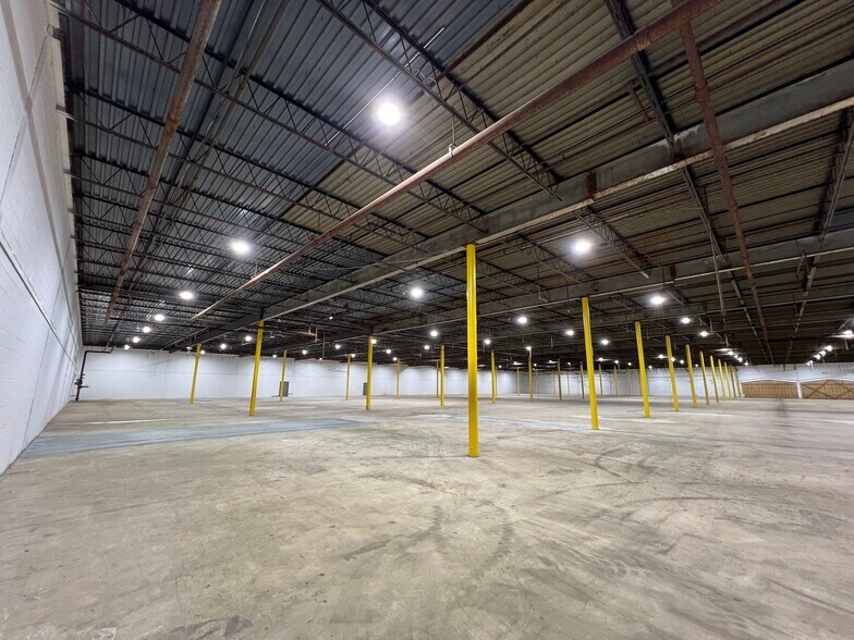 222 S White Horse Pike, Stratford, NJ à vendre - Photo intérieure - Image 2 de 4