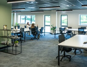 Water Ln, Wilmslow for lease Interior Photo- Image 2 of 6