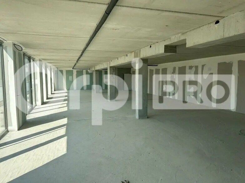 Bureau dans Avon à vendre - Photo du bâtiment - Image 2 de 5