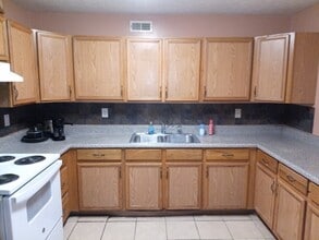 2373 Wingfoot Pl, Decatur, GA for sale Interior Photo- Image 2 of 24