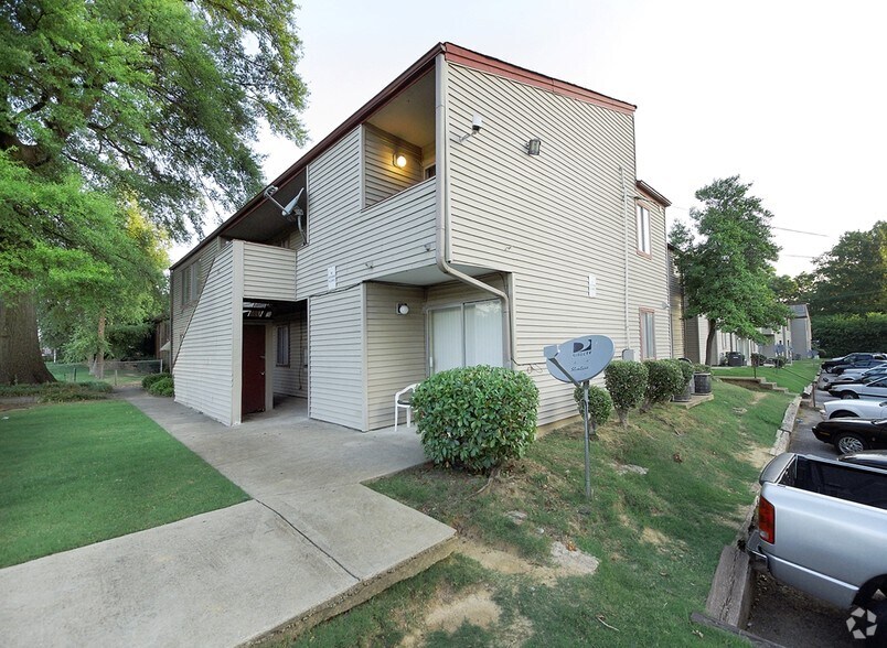 1214 Overton Park Ave, Memphis, TN for sale - Building Photo - Image 2 of 32