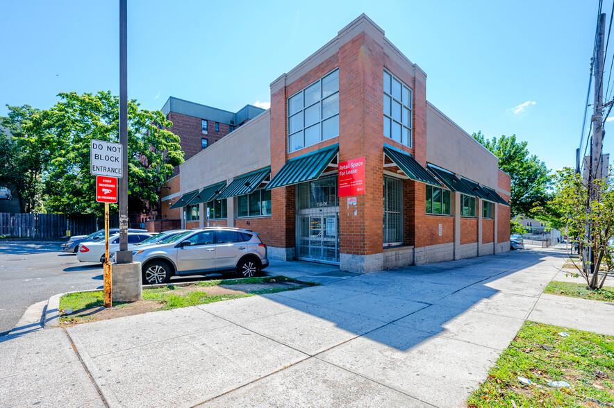 17506 Hillside Ave, Jamaica, NY à vendre - Photo du bâtiment - Image 1 de 1