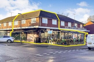 Plus de détails pour 6 Old Station Close, Crawley - Commerce de détail à vendre