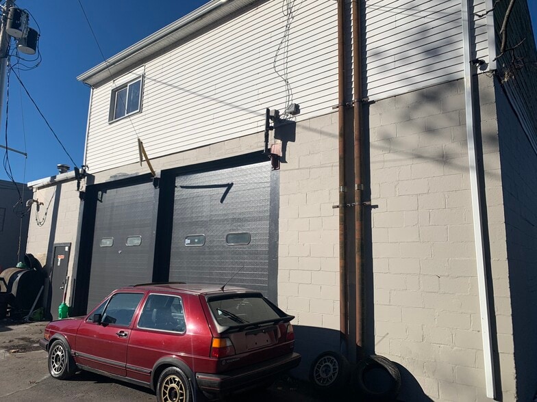 585 Park Ave, Worcester, MA for lease - Building Photo - Image 3 of 6