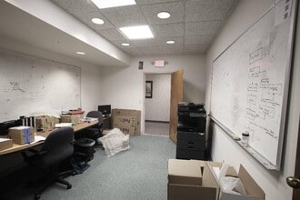 191 Godwin Ave, Wyckoff, NJ for lease Building Photo- Image 2 of 7