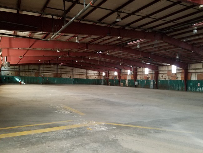 More details for 110 W Borderland Rd, El Paso, TX - Industrial for Lease