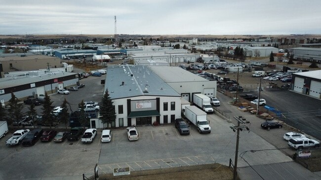 More details for 143 East Lake Blvd NE, Airdrie, AB - Industrial for Lease