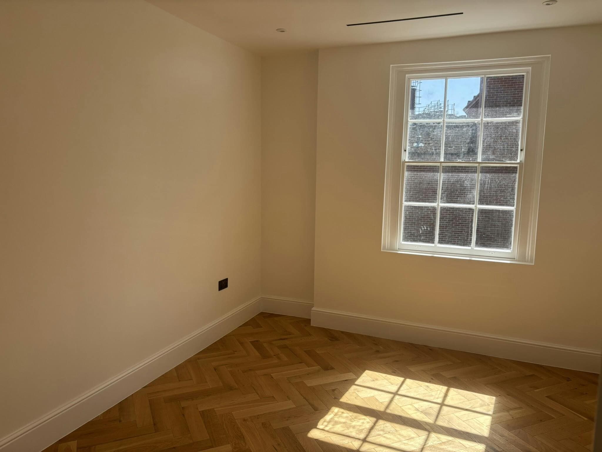 7 High St, Windsor for lease Building Photo- Image 1 of 8