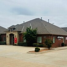 2236 W Hefner Rd, Oklahoma City, OK for lease Interior Photo- Image 1 of 13