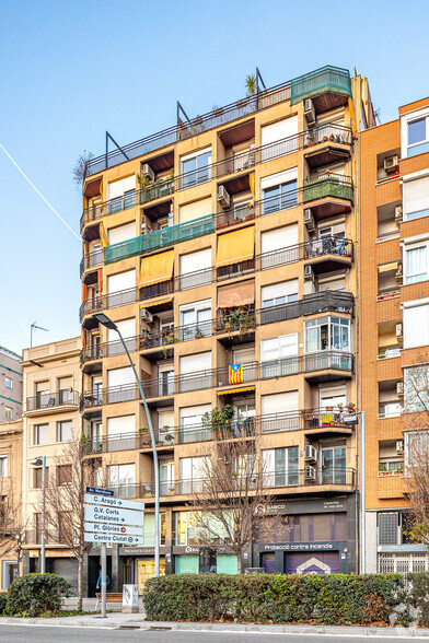 Avinguda Meridiana, 133, Barcelona, Barcelona à vendre - Photo du bâtiment - Image 2 de 2