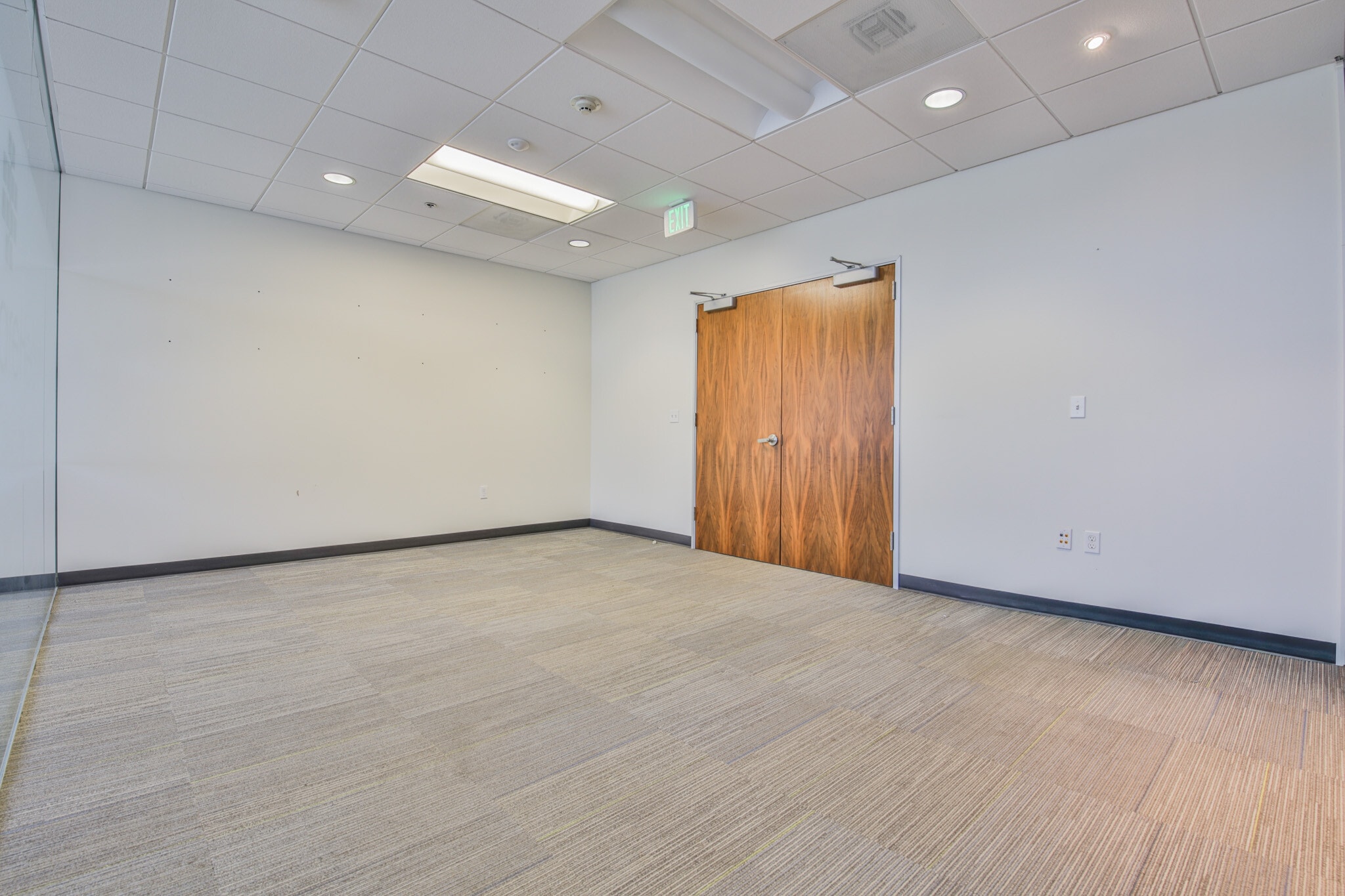 8345 Firestone Blvd, Downey, CA for lease Interior Photo- Image 1 of 8