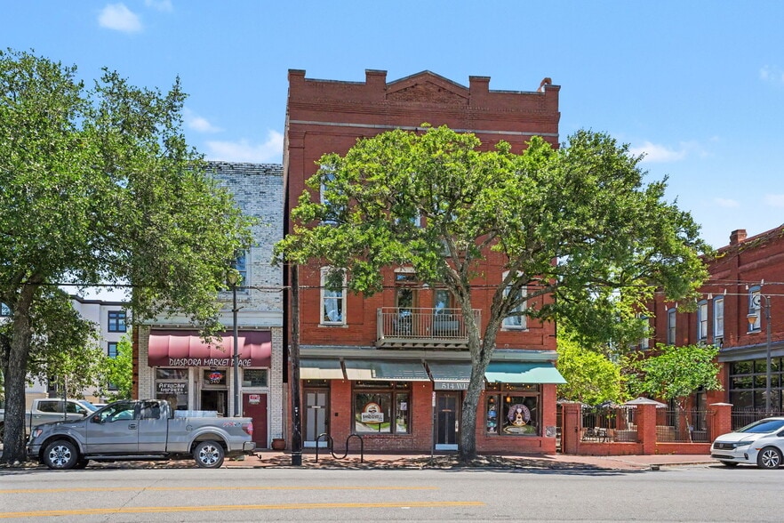512-514 Martin Luther King Jr Blvd, Savannah, GA for lease - Building Photo - Image 2 of 10