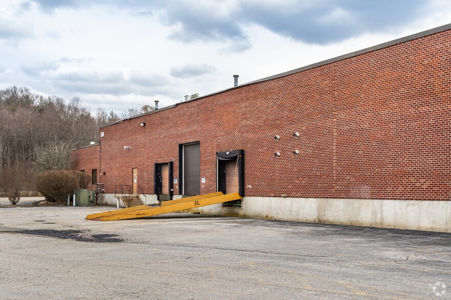 50 Hudson Rd, Canton, MA à louer - Photo du bâtiment - Image 3 de 5