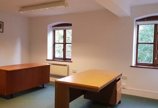 Felcourt Rd, East Grinstead for lease Interior Photo- Image 2 of 3