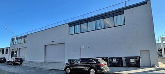 29,000 sf 2-Story LIC Warehouse & Office - Warehouse