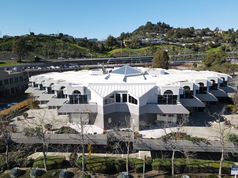 100 Larkspur Landing Cir, Larkspur, CA for lease - Building Photo - Image 1 of 7