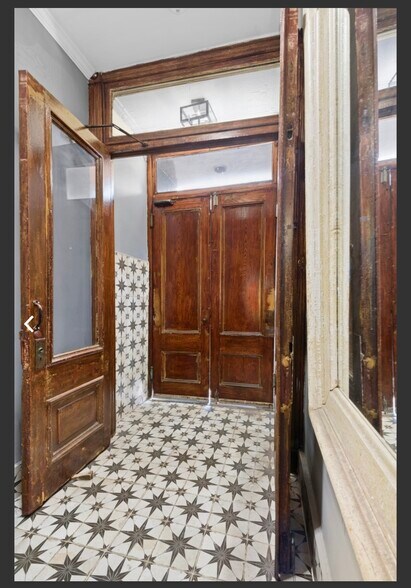 205 E 120th St, New York, NY à vendre - Hall d’entrée - Image 3 de 5